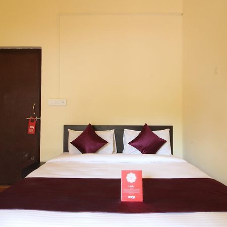 Oyo 10385 Hotel Nirmala Vilas Кандолим Экстерьер фото